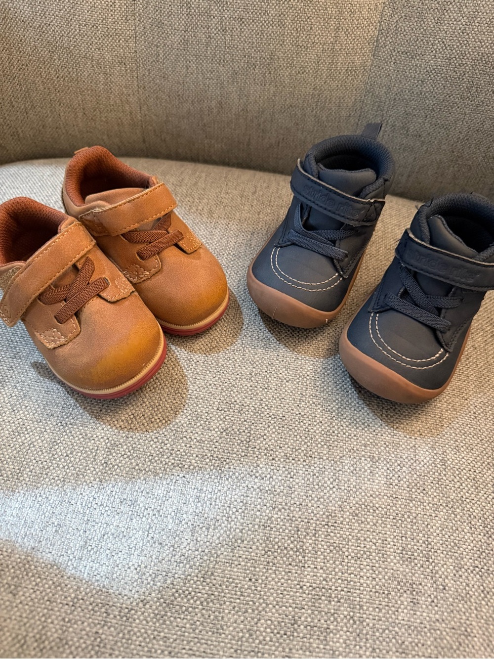 Stride Rite Size 4